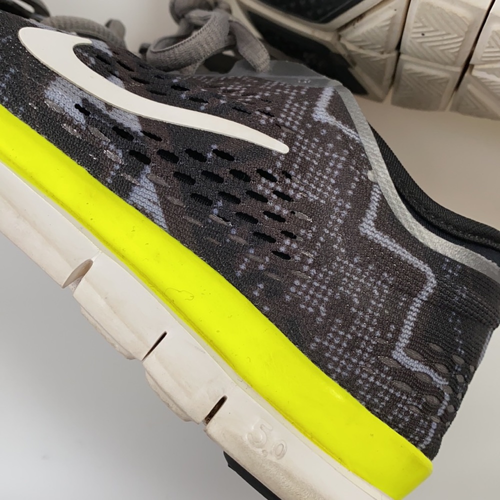 Nike Free TR Fit 4 black running shoes size 7 🖤